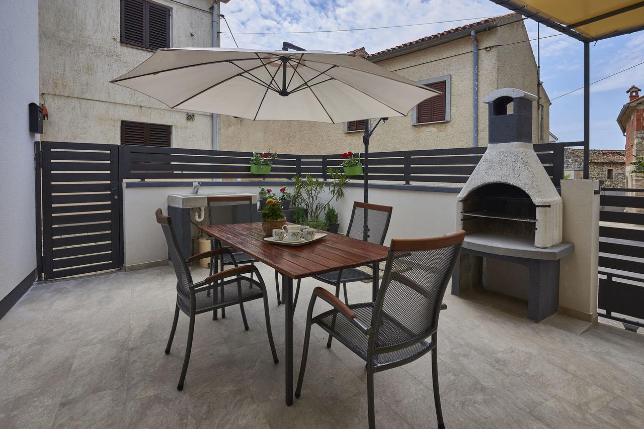 Villa House Doris Medulin Exterior foto